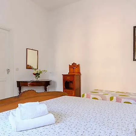 Casa Fara Apartment *